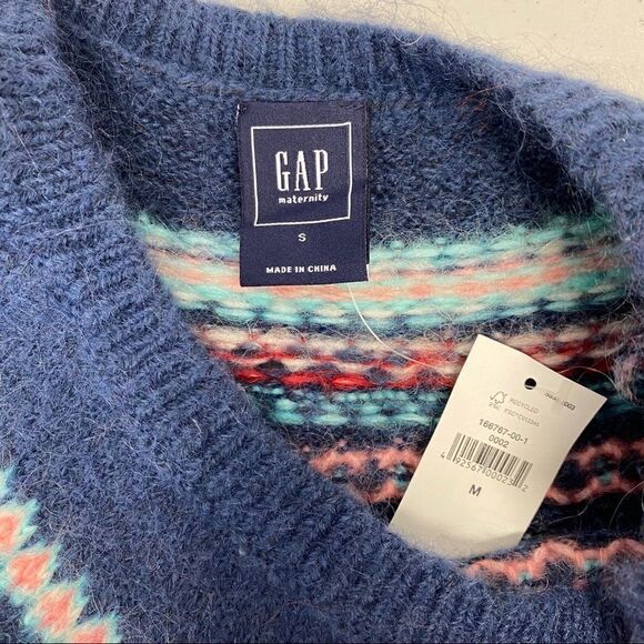 Gap Maternity Circular Fair Isle Holly Berry Sweater size Small NEW - Picture 4 of 5